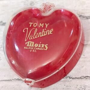 Vtg Valentine Plastic Candy Heart Case